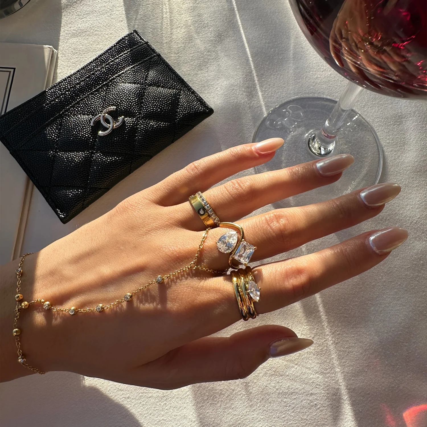 Amoura Hand Chain - Image 3